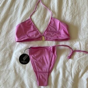 NWT SOMMER SWIM SET SIZE MEDIUM TOP SMALL BOTTOM